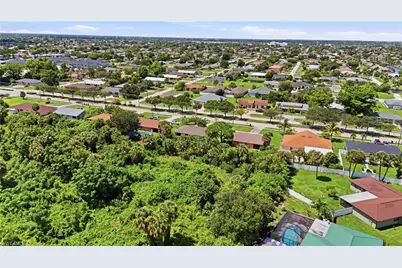 607 SE 24th Ave, Cape Coral, FL 33990 - Photo 40