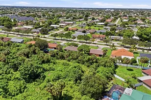 607 SE 24th Ave, Cape Coral, FL 33990 - Photo 40