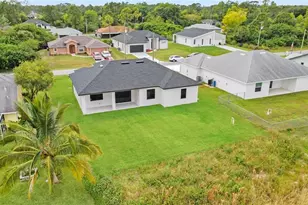 743 Chestnut St E, Lehigh Acres, FL 33974 - Photo 36