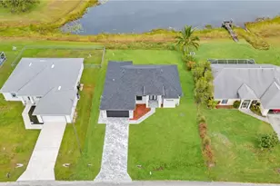 743 Chestnut St E, Lehigh Acres, FL 33974 - Photo 38