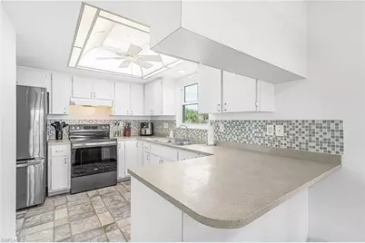 2510 Rose Ave, Saint James City, FL 33956 - Photo 10