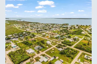 2510 Rose Ave, Saint James City, FL 33956 - Photo 2
