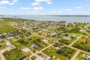 2510 Rose Ave, Saint James City, FL 33956 - Photo 2