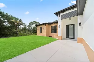 1121 Willard Ave, Lehigh Acres, FL 33972 - Photo 4