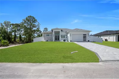 3710 6th St SW, Lehigh Acres, FL 33976 - Photo 4