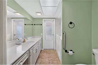 102 SE 38th Ter, Cape Coral, FL 33904 - Photo 22