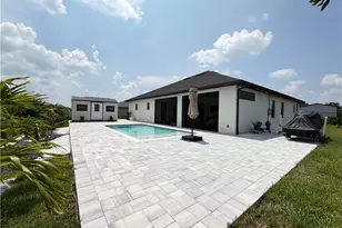 910 Venice Ave N, Lehigh Acres, FL 33971 - Photo 6