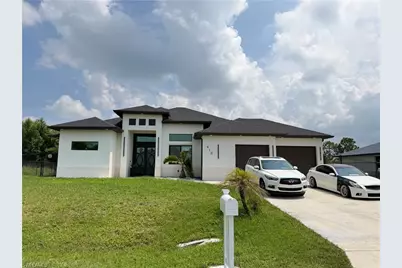 910 Venice Ave N, Lehigh Acres, FL 33971 - Photo 4