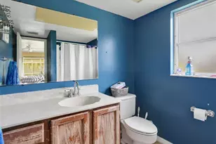 209 NE 9th Ct, Cape Coral, FL 33909 - Photo 22