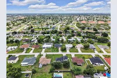209 NE 9th Ct, Cape Coral, FL 33909 - Photo 6