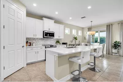 3286 Birchin Ln, Fort Myers, FL 33916 - Photo 12