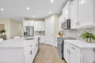 3286 Birchin Ln, Fort Myers, FL 33916 - Photo 10