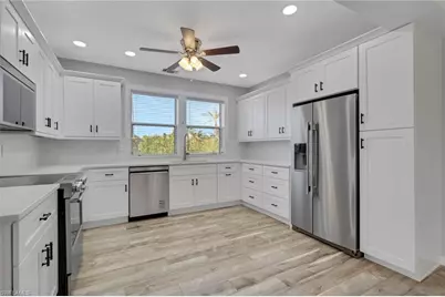 4452 Gulf Pines Dr, Sanibel, FL 33957 - Photo 10
