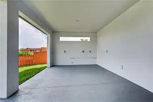 613 Gleason Pkwy, Cape Coral, FL 33914 - Photo 46