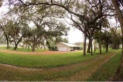 4055 County Rd 78, Fort Denaud, FL 33935 - Photo 2