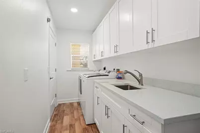 9421 Moonlight Dr, Sanibel, FL 33957 - Photo 44