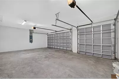 3301 NW 17th Ln, Cape Coral, FL 33993 - Photo 32