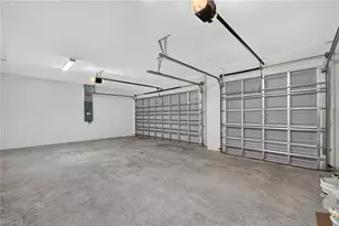 3301 NW 17th Ln, Cape Coral, FL 33993 - Photo 32
