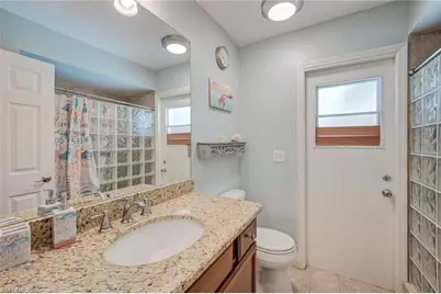 716 SW 32nd Ct, Cape Coral, FL 33991 - Photo 24