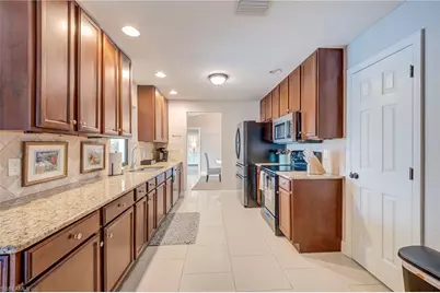 716 SW 32nd Ct, Cape Coral, FL 33991 - Photo 18