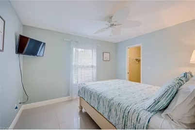 716 SW 32nd Ct, Cape Coral, FL 33991 - Photo 22