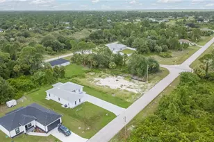 758 Bianca Ave S, Lehigh Acres, FL 33974 - Photo 36