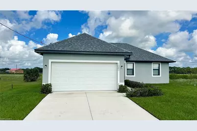 1083 Calico St, Labelle, FL 33935 - Photo 2