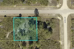 2105 E 7th St, Lehigh Acres, FL 33936 - Photo 1
