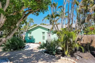 534 Piedmont Rd, Sanibel, FL 33957 - Photo 46