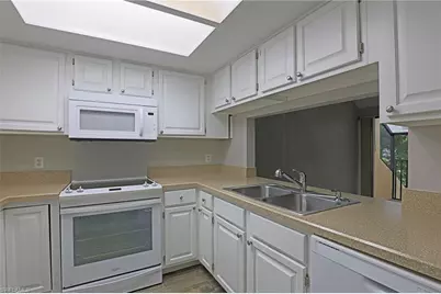 8805 Lateen Ln #203, Fort Myers, FL 33919 - Photo 2