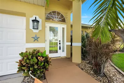 401 NW 18th Ave, Cape Coral, FL 33993 - Photo 2