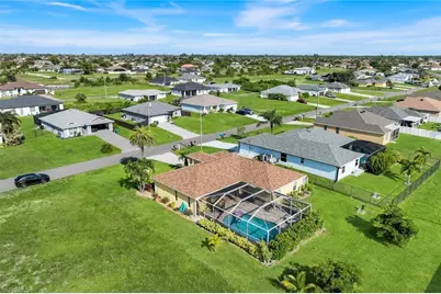 401 NW 18th Ave, Cape Coral, FL 33993 - Photo 36