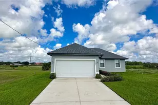 1083 Calico St, Labelle, FL 33935 - Photo 1