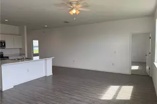 916 NW 3rd Ave, Cape Coral, FL 33993 - Photo 8