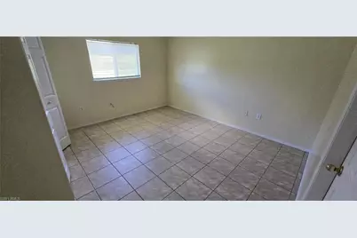 849 Motel St E, Lehigh Acres, FL 33974 - Photo 2