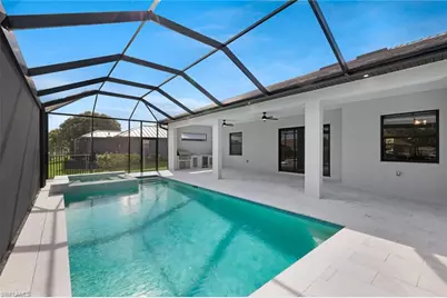 215 SW 37th Ln, Cape Coral, FL 33914 - Photo 34