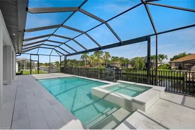 215 SW 37th Ln, Cape Coral, FL 33914 - Photo 6