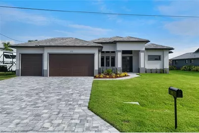 215 SW 37th Ln, Cape Coral, FL 33914 - Photo 2