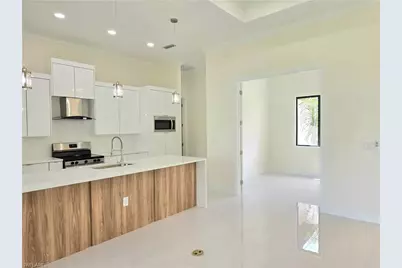 2606 43rd St W, Lehigh Acres, FL 33971 - Photo 8