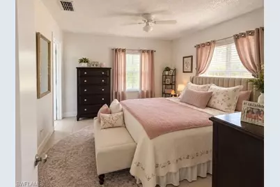 1017 SE 39th Ter, Cape Coral, FL 33904 - Photo 14