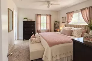 1017 SE 39th Terrace, Cape Coral, FL 33904 - Photo 14