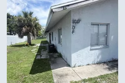1017 SE 39th Ter, Cape Coral, FL 33904 - Photo 2