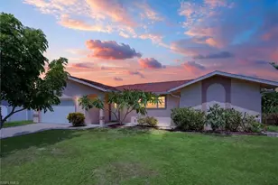 305 SE 27th Terrace, Cape Coral, FL 33904 - Photo 1
