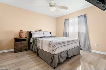 314 NE 12th Ct, Cape Coral, FL 33909 - Photo 14