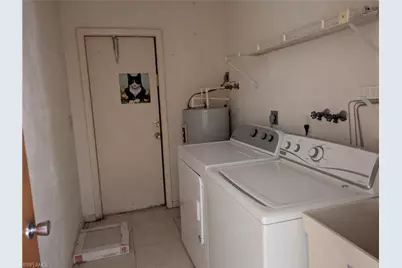 2104 E 9th St, Lehigh Acres, FL 33936 - Photo 6