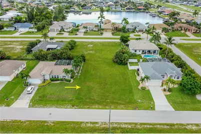 3223 SW 7th Ln, Cape Coral, FL 33991 - Photo 2