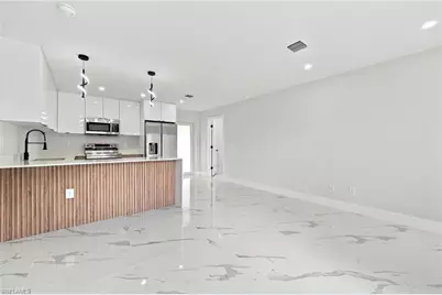 807 Casper Yost St E, Lehigh Acres, FL 33974 - Photo 16