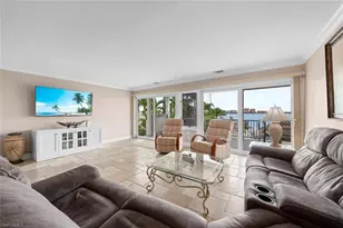 805 San Carlos Dr, Fort Myers Beach, FL 33931 - Photo 28