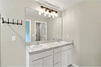 1615 NE 34th Ln, Cape Coral, FL 33909 - Photo 10