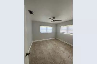 330 Palmetto Dr #A, Cape Coral, FL 33904 - Photo 4